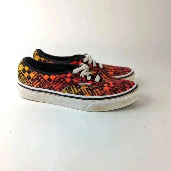 Vans Logo Flame Lace Up Sneakers 5.5 - Picture 2 of 8